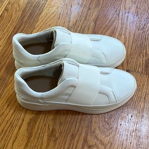 Uggs platform sneakers